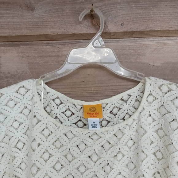 Ruby Rd Lace Batwing Top Plus Size - Picture 4 of 6